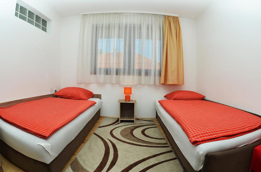 Apartments Dino Sarajevo Exteriör bild